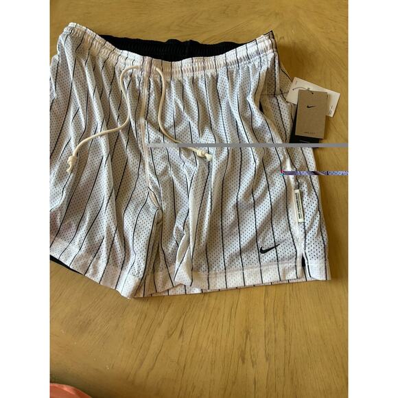 NEW NIKE Dri-Fit Reversible Striped Shorts Men’s XXL Gym Mid Thigh Standard 2XL - Picture 4 of 16
